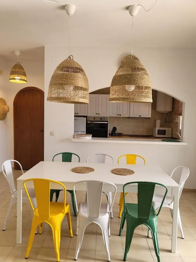 Dom wakacyjny Willa Global Immo 8008 Casa Hendre Roses Hiszpania